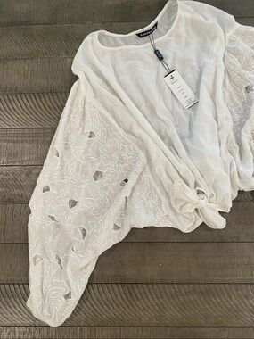 KAS New York White Eyelet Tie-Front Blouse with Flutter Sleeves